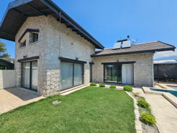 Fethiye'de Seydikemer Taş Bungalov